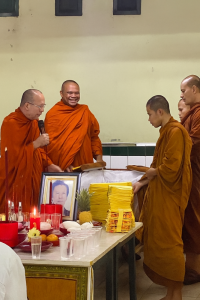 tata cara pemakaman dan pemulasaran ajaran agama budha di yayasan bunga kemboja
